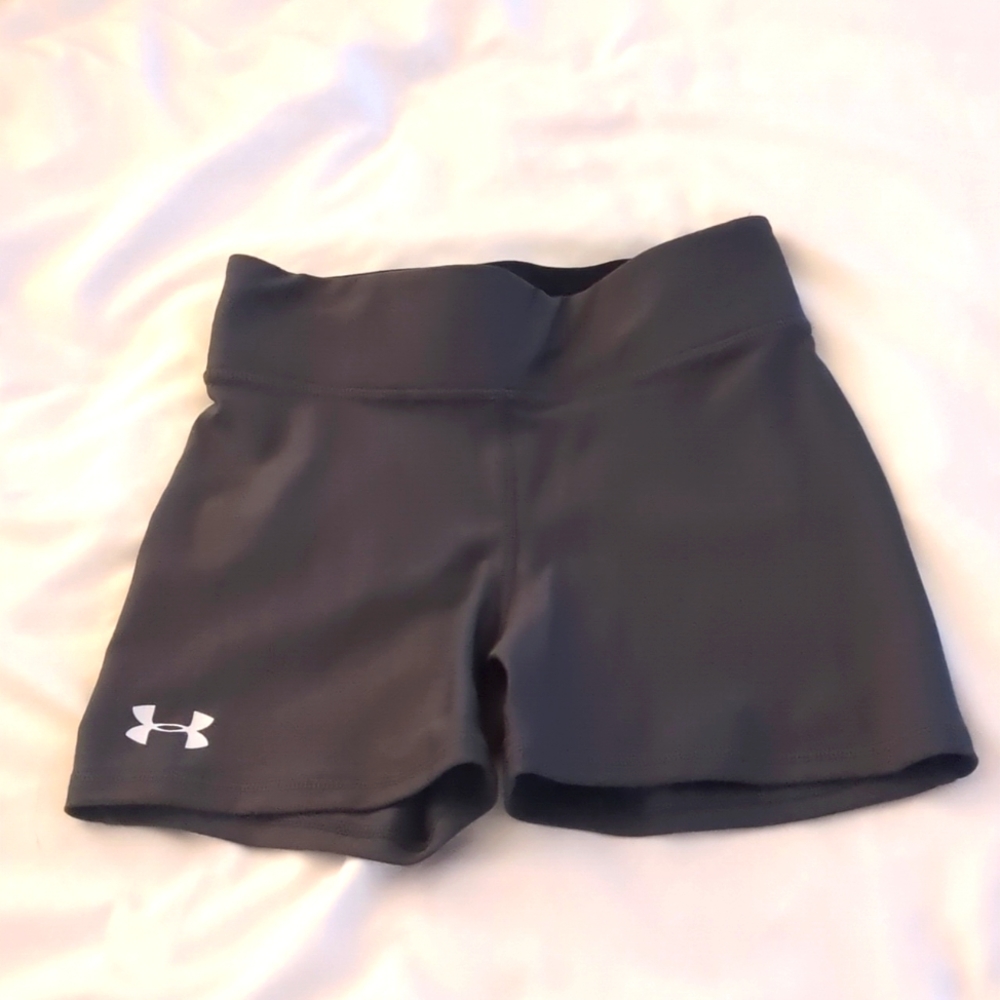 Under Armour Bike shorts, grey small petite